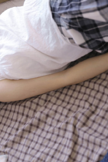 与狼共枕